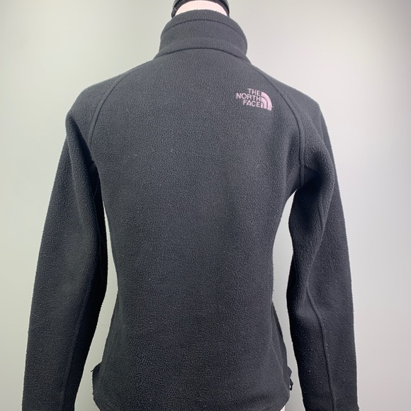 The North Face Women’s XS Black Fleece Jacket - Picture 6 of 7